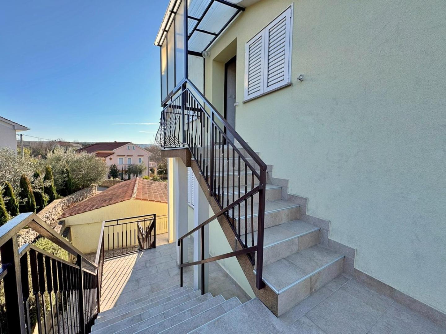 Apartments Pavle Malinska Zewnętrze zdjęcie