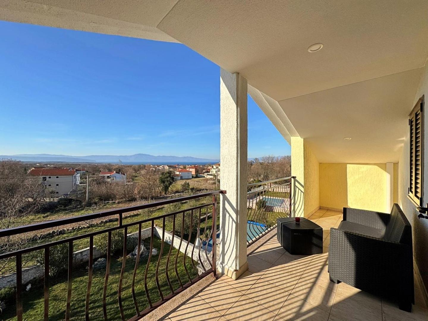 Apartments Pavle Malinska Zewnętrze zdjęcie